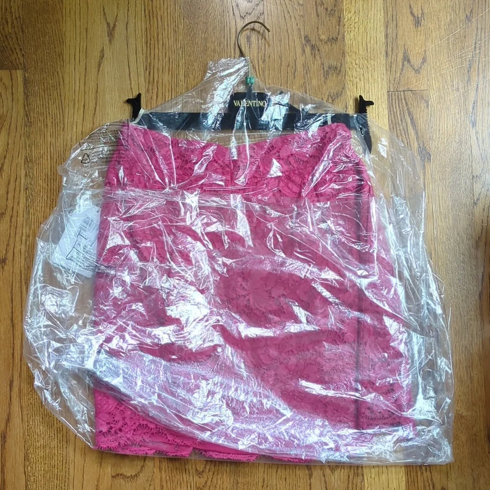 NWT $2145 Valentino Lace Pleated Skirt In Fuchsia Size EU 40, US Women's 4 - Picture 7 of 7